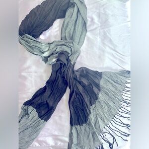 Women’s Scarf Black Grey with Fringe 27 x 65 inches